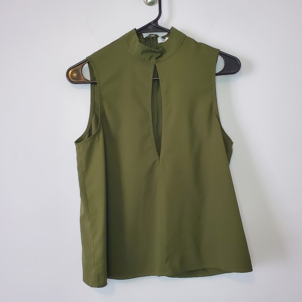 Tobi Small Olive Green Sleeveless Tank - Picture 5 of 9